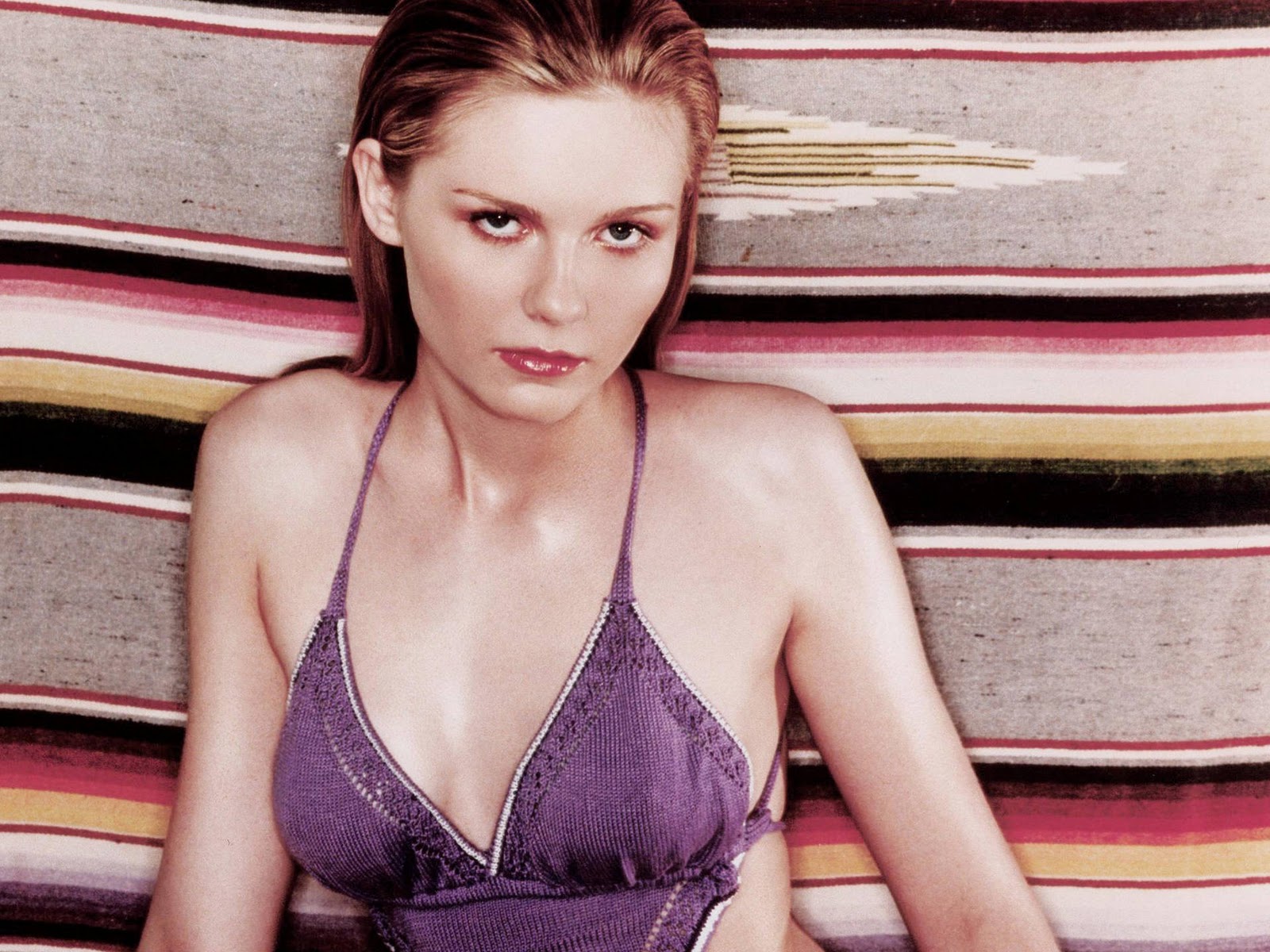 Kirsten Dunst hot and sexy pose...
